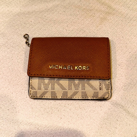 Michael Kors Wallet - Picture 1 of 4